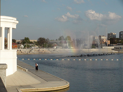 Фонтан Рошен Вінниця адреса, фонтан Рошен у Вінниці відео.